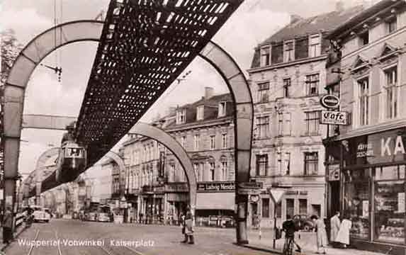 Kaiserplatz in Wuppertal-Vohwinkel um 1953