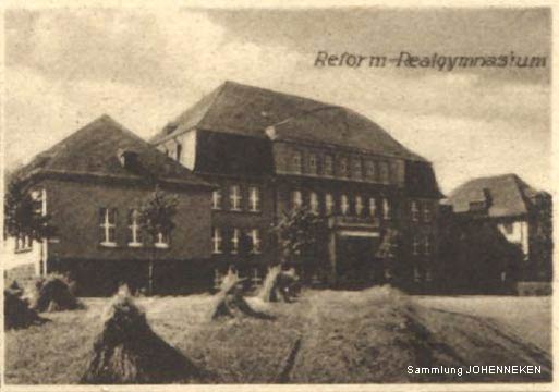 Reform-Realgymnasium auf einer Postkarte von 1928 (Ausschnitt)