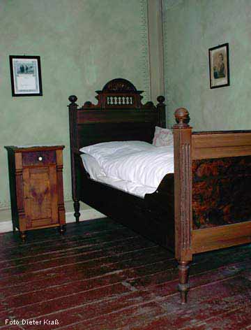 Schlafzimmer (Foto Dieter Kraß 2003)